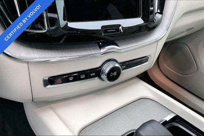 2024 Volvo XC60 B5 Plus Dark Theme