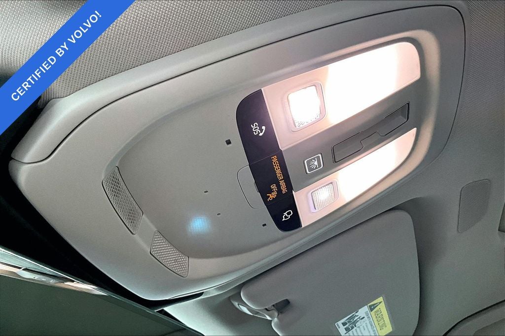 2024 Volvo XC60 B5 Plus Dark Theme