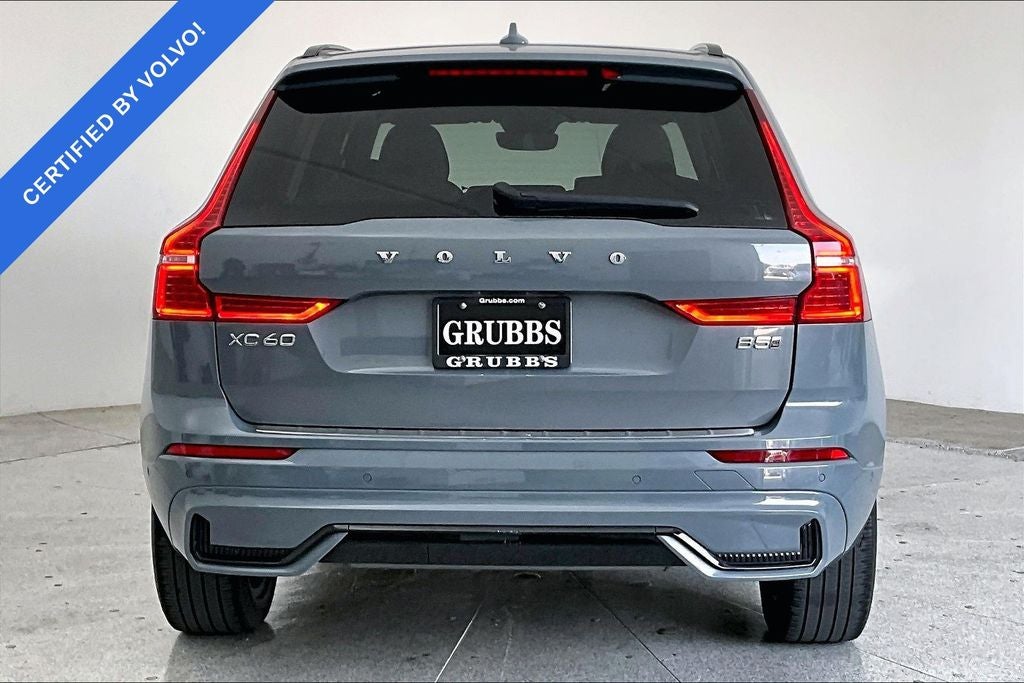 2024 Volvo XC60 B5 Plus Dark Theme