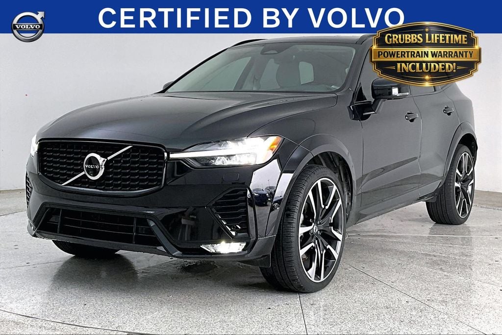 2024 Volvo XC60 B5 Ultimate Dark Theme