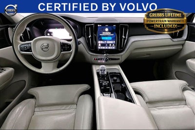 2024 Volvo XC60 B5 Ultimate Dark Theme