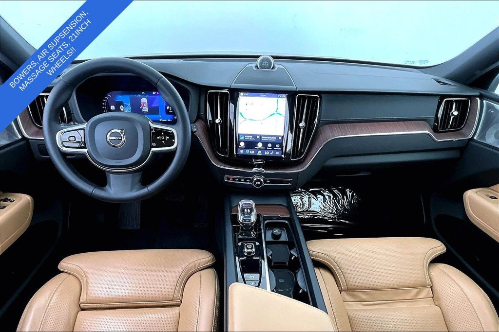 2024 Volvo XC60 B5 Ultimate Dark Theme