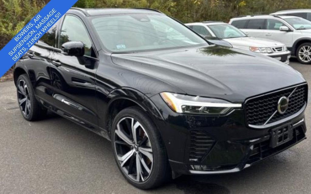2024 Volvo XC60 B5 Ultimate Dark Theme