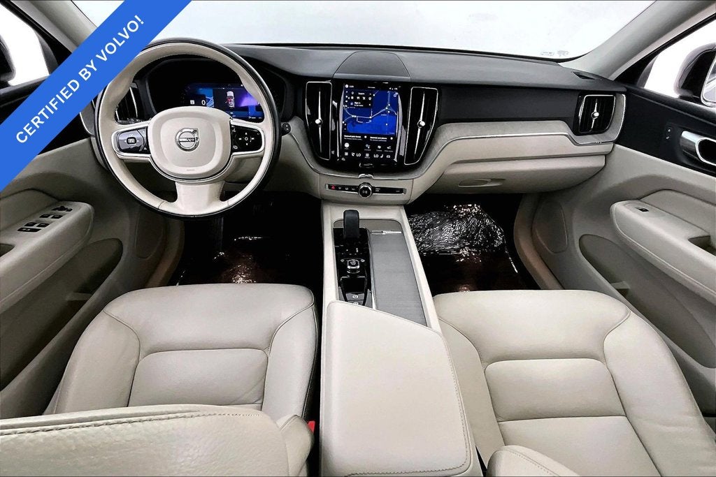 2023 Volvo XC60 B5 Plus Bright Theme