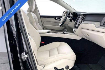 2023 Volvo XC60 B5 Plus Bright Theme