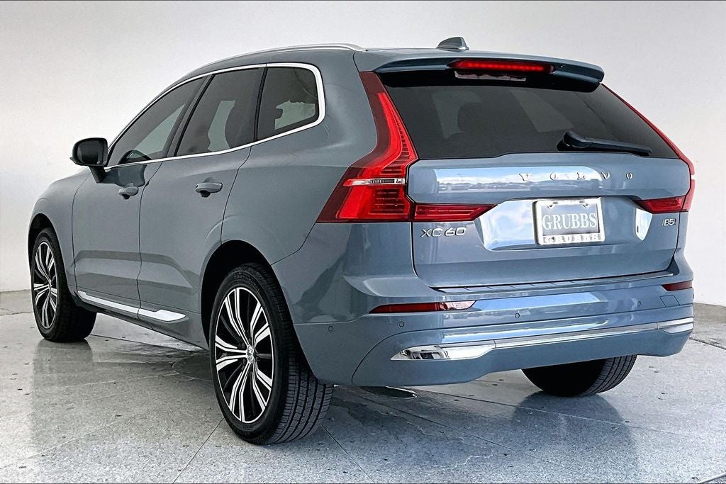 2023 Volvo XC60 B5 Plus Bright Theme