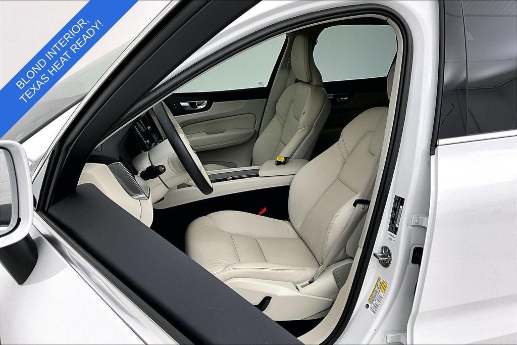 2023 Volvo XC60 B5 Plus Bright Theme