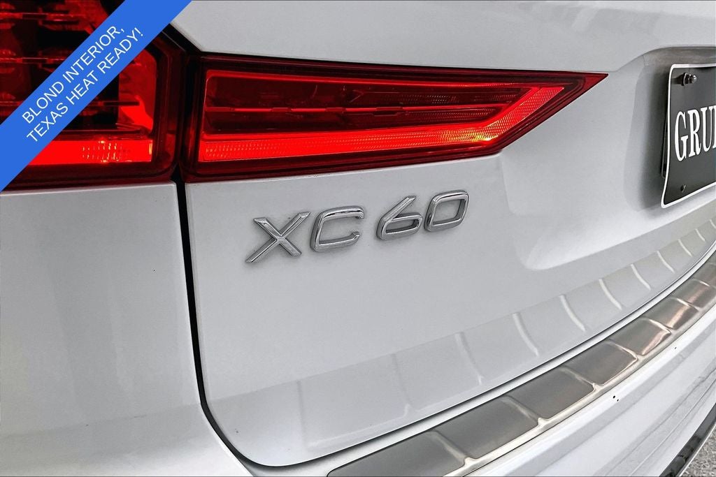 2023 Volvo XC60 B5 Plus Bright Theme