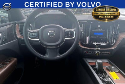 2023 Volvo XC60 B5 Plus Dark Theme