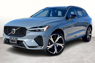 2023 Volvo XC60 B5 Ultimate Dark Theme