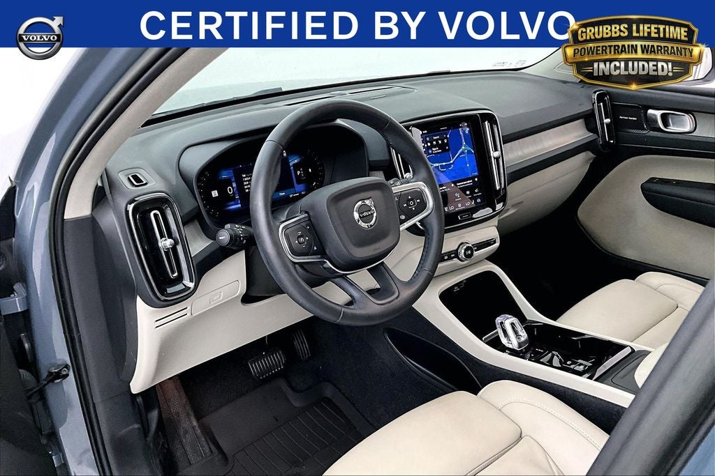 2023 Volvo XC40 Ultimate