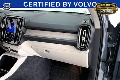 2023 Volvo XC40 Ultimate