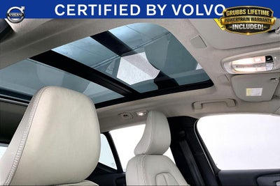 2023 Volvo XC40 Ultimate