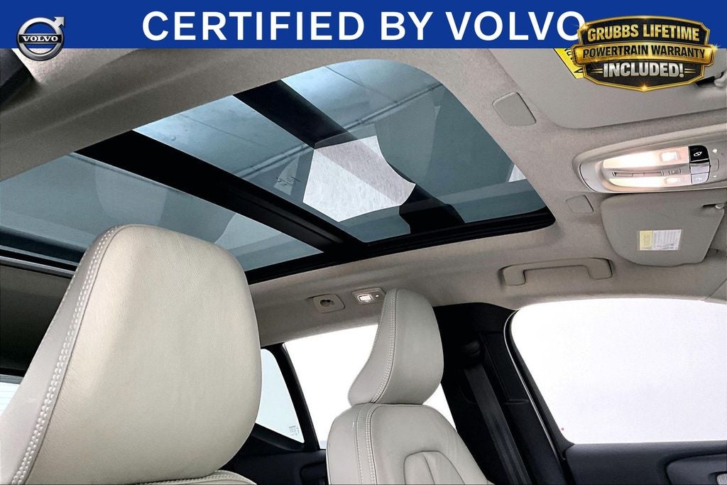 2023 Volvo XC40 Ultimate