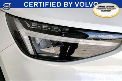 2025 Volvo XC40 B5 Plus Dark Theme