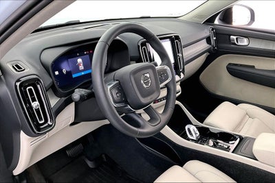 2026 Volvo XC40 B5 Plus