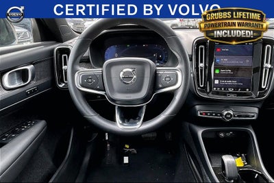 2025 Volvo XC40 B5 Plus Dark Theme