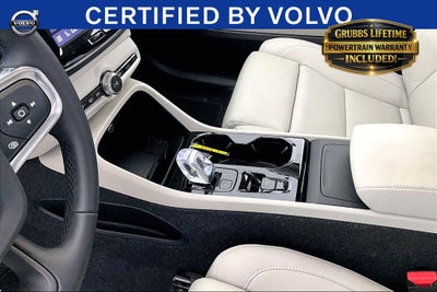 2025 Volvo XC40 B5 Plus Dark Theme