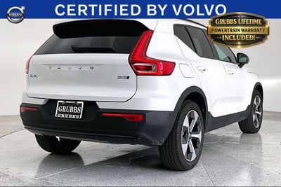 2025 Volvo XC40 B5 Plus Dark Theme