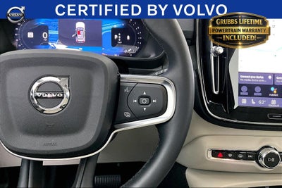 2025 Volvo XC40 B5 Plus Dark Theme