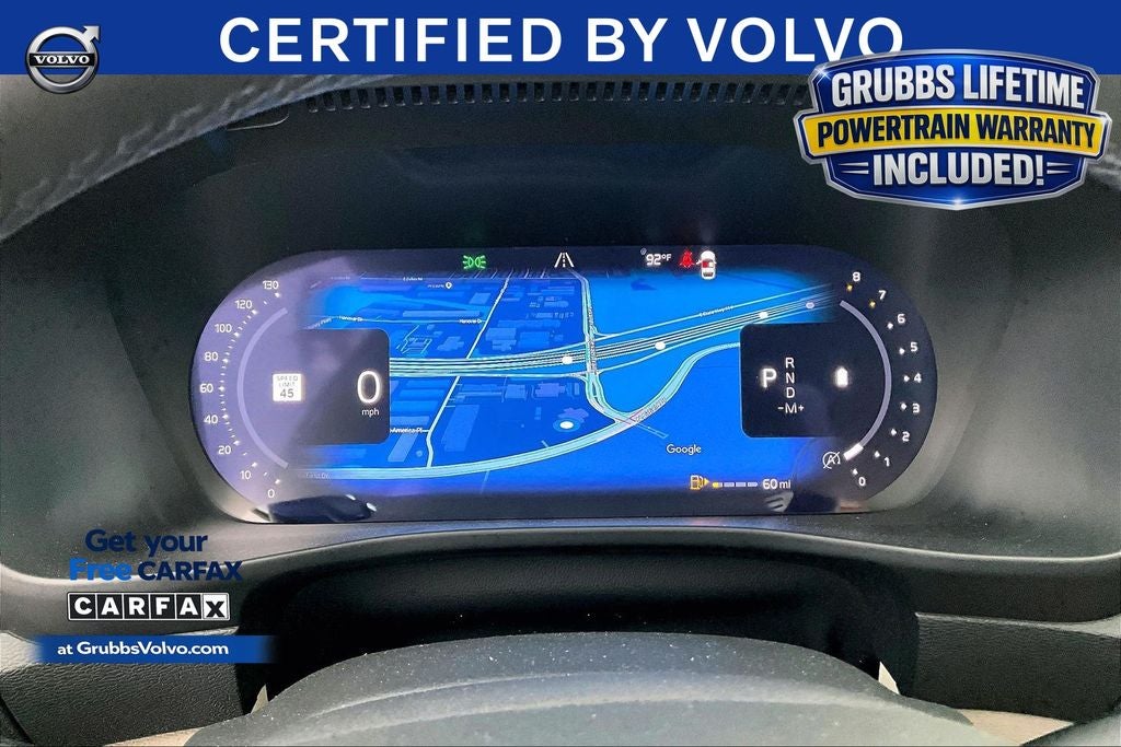 2025 Volvo XC40 B5 Plus Dark Theme