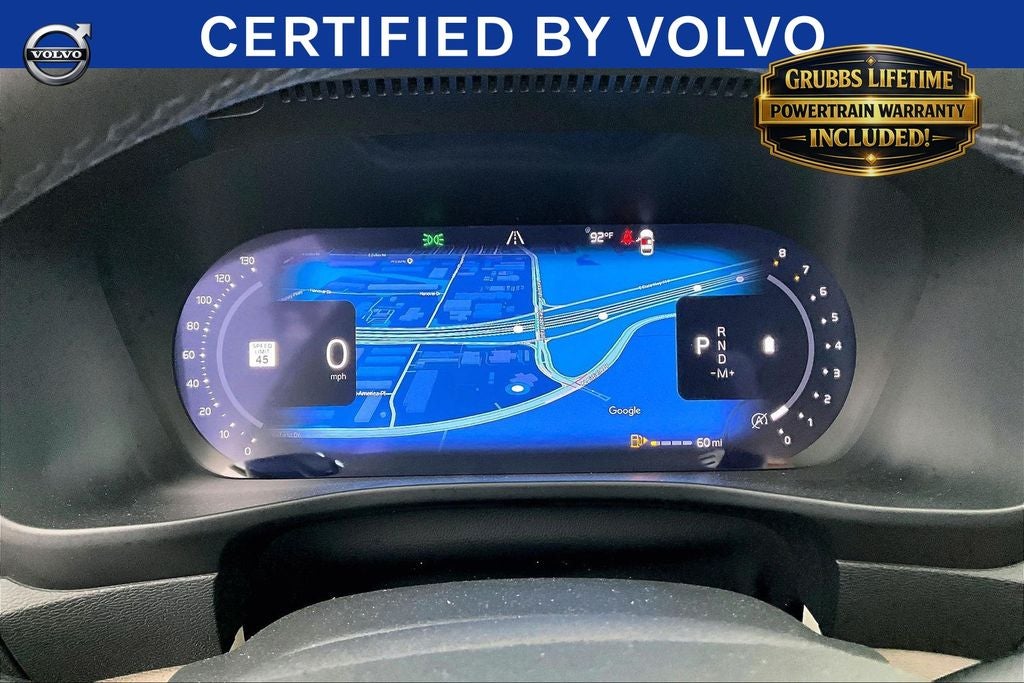 2025 Volvo XC40 B5 Plus Dark Theme
