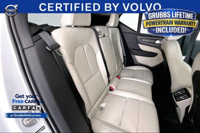 2025 Volvo XC40 B5 Plus Dark Theme
