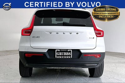 2025 Volvo XC40 B5 Plus Dark Theme