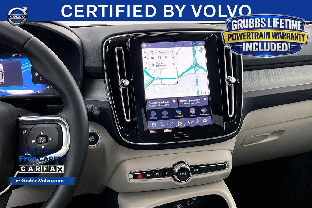 2025 Volvo XC40 B5 Plus Dark Theme