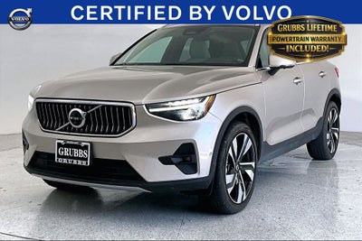 2023 Volvo XC40 B5 Plus Bright Theme