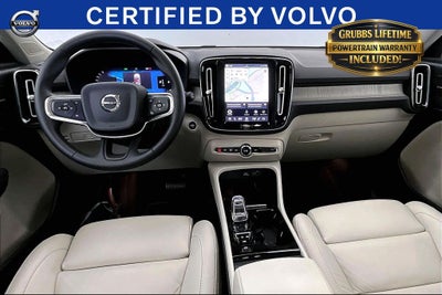 2023 Volvo XC40 B5 Plus Bright Theme