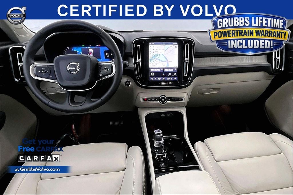 2023 Volvo XC40 B5 Plus Bright Theme