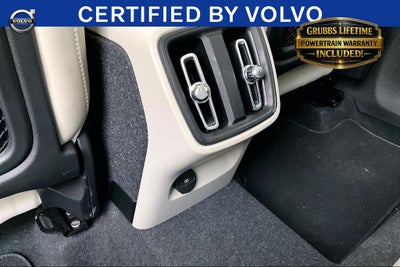 2023 Volvo XC40 B5 Plus Bright Theme