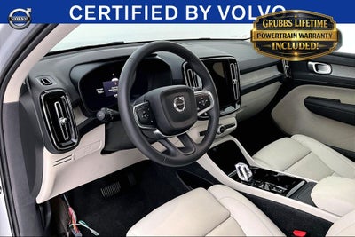 2024 Volvo XC40 B5 Plus Bright Theme