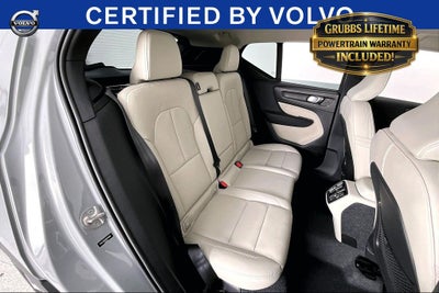 2024 Volvo XC40 B5 Plus Bright Theme