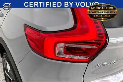 2024 Volvo XC40 B5 Plus Bright Theme