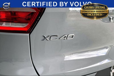 2024 Volvo XC40 B5 Plus Bright Theme