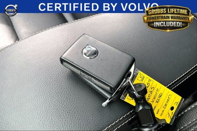 2025 Volvo XC40 B5 Plus Bright Theme