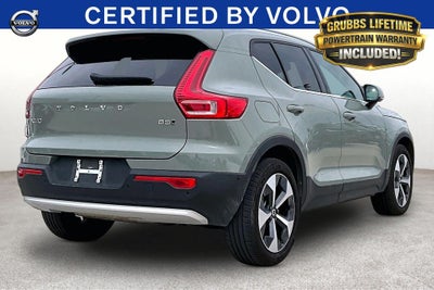 2025 Volvo XC40 B5 Plus Bright Theme