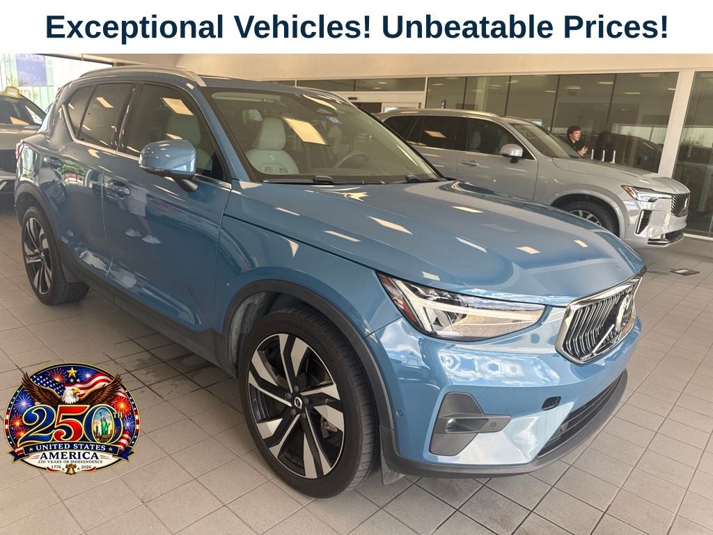 2023 Volvo XC40 Ultimate