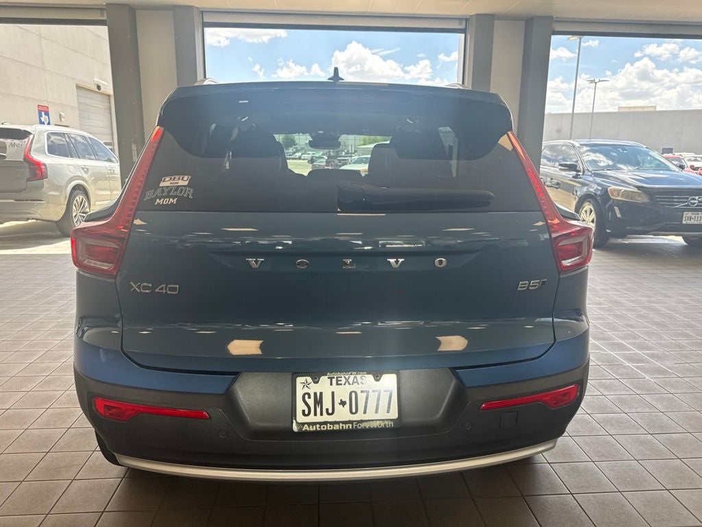 2023 Volvo XC40 Ultimate