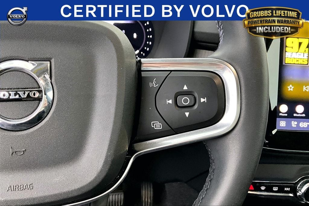 2024 Volvo XC40 Ultimate