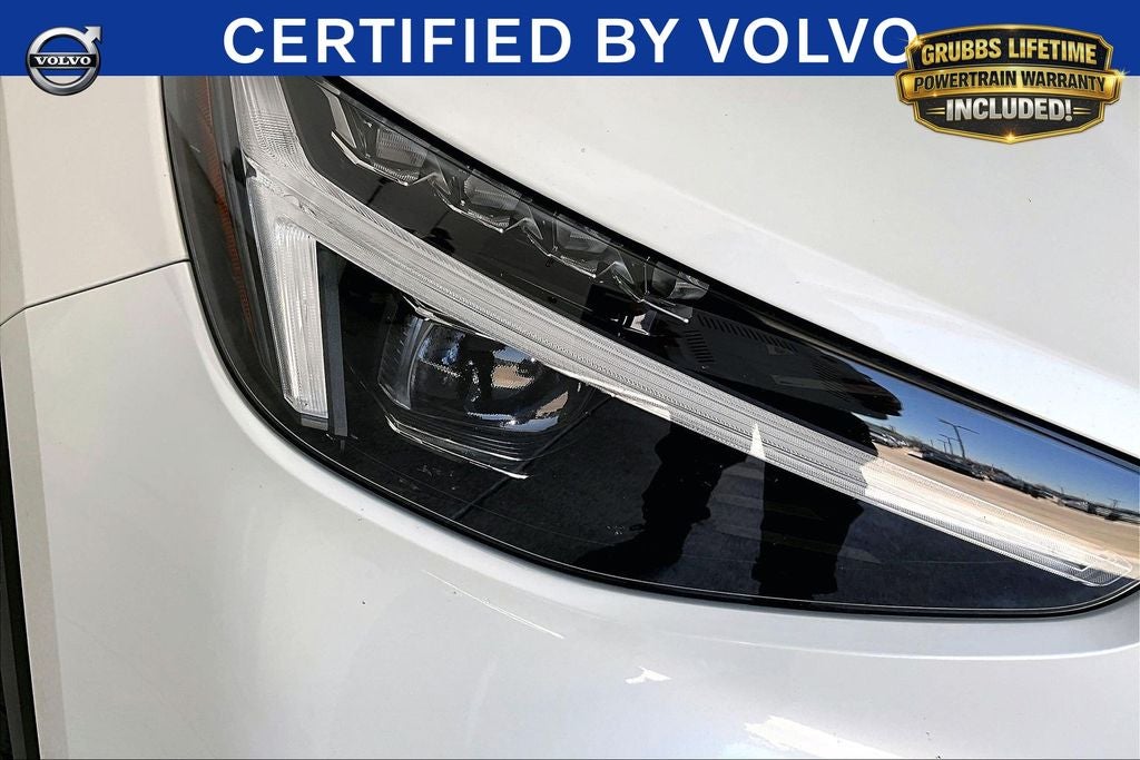 2024 Volvo XC40 Ultimate