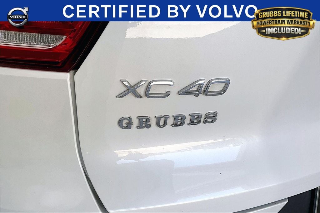 2024 Volvo XC40 Ultimate