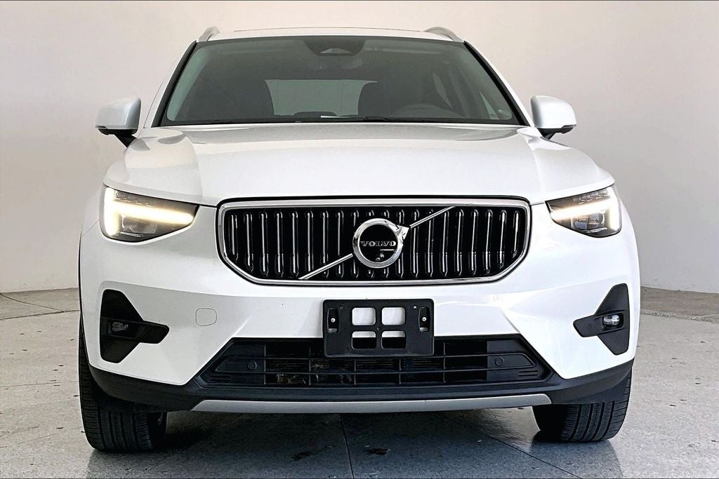 2024 Volvo XC40 Ultimate