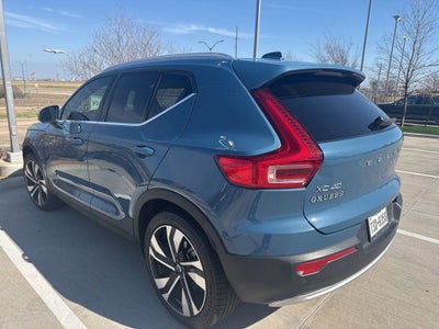 2023 Volvo XC40 Ultimate