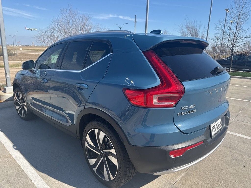 2023 Volvo XC40 Ultimate