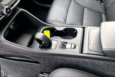 2025 Volvo XC40 B5 Core