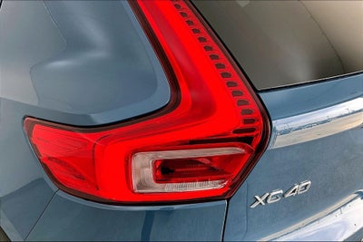 2025 Volvo XC40 B5 Core