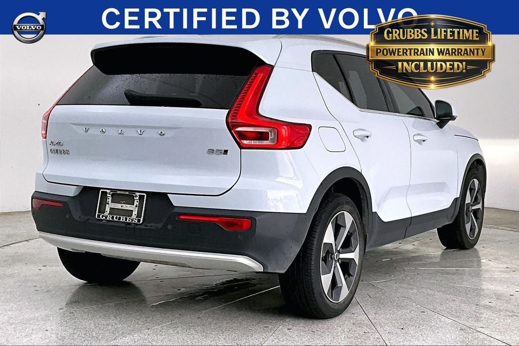 2024 Volvo XC40 B5 Core